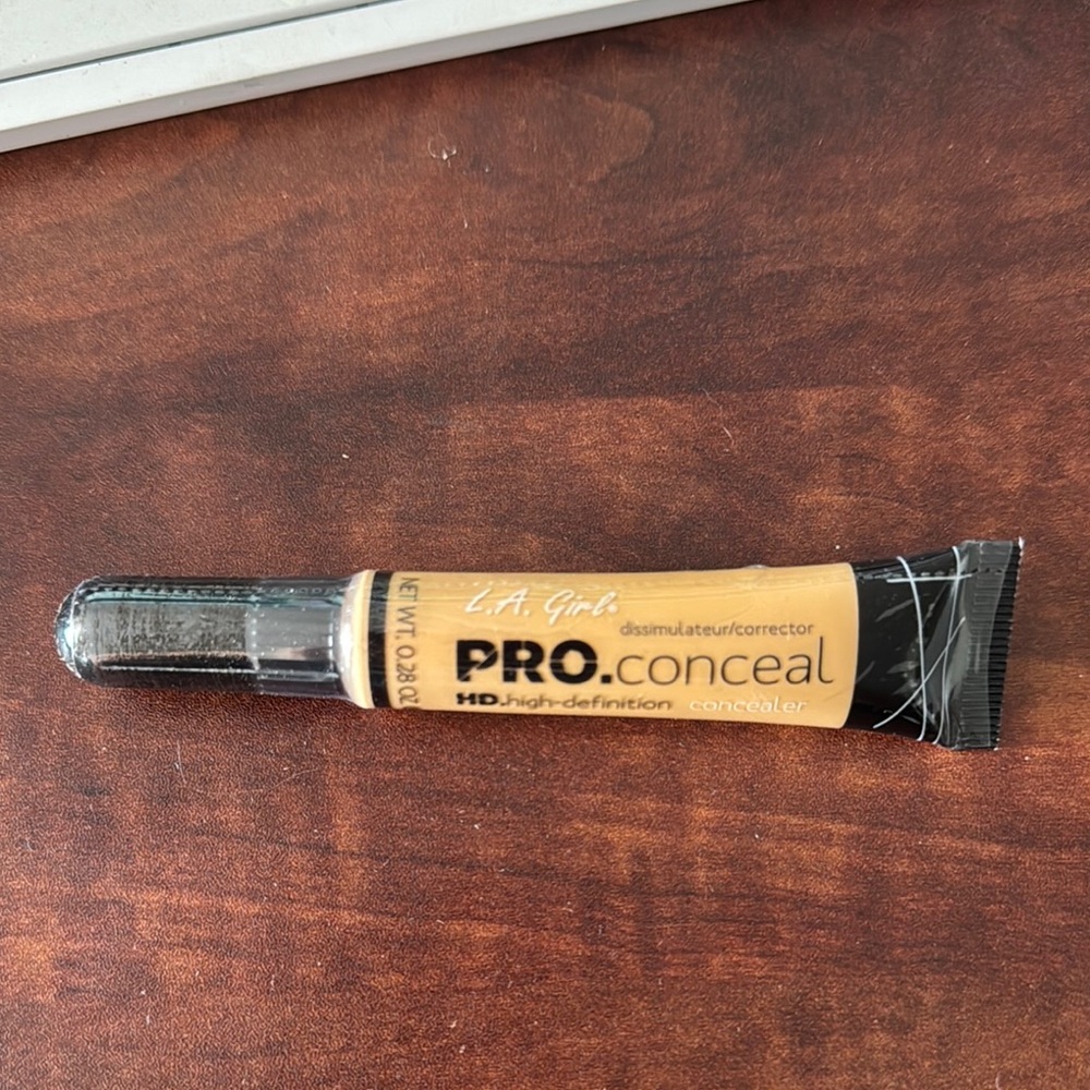 L.A. Girl PRO Conceal HD Concealer